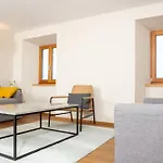 Seahouse Apartments